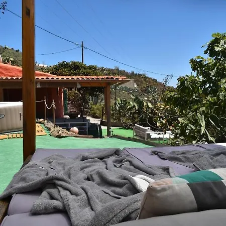 Holiday home Viuter Rural Cave House El Refugio De Miguel Vega de San Mateo