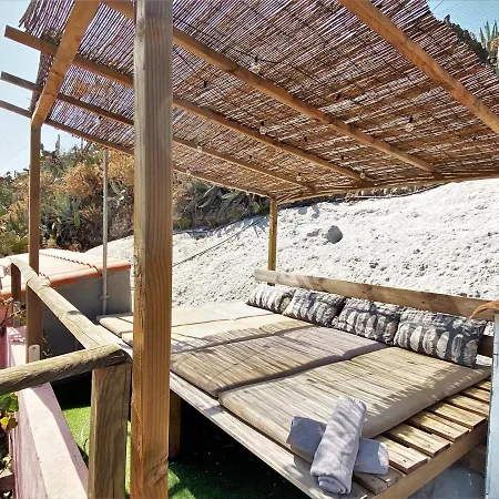 Viuter Rural Cave House El Refugio De Miguel Holiday home