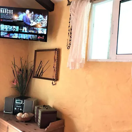 Holiday home Viuter Rural Cave House El Refugio De Miguel